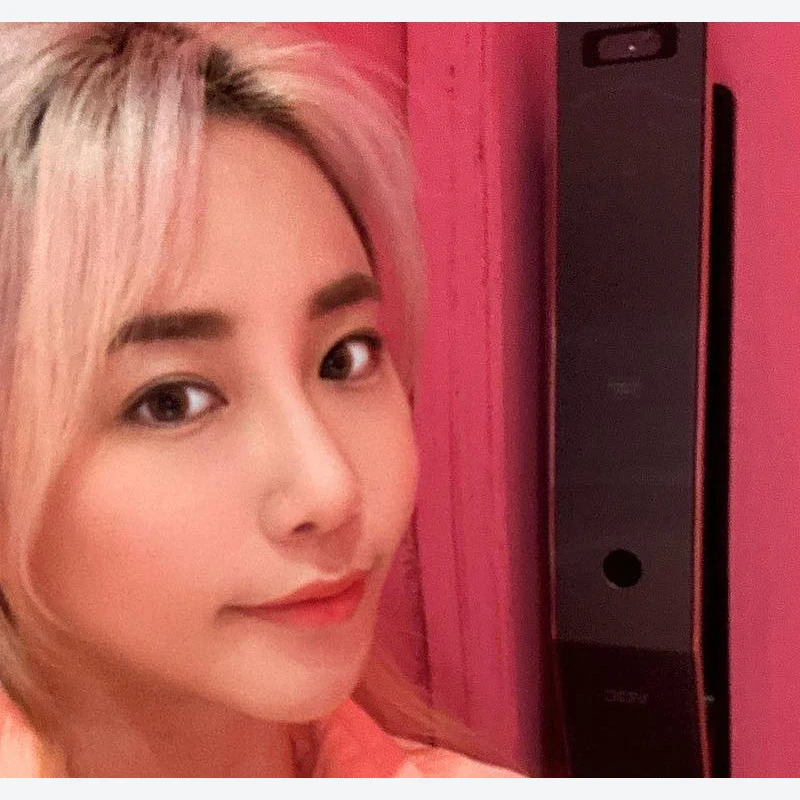 大學生了沒出道的 Ruby 林珮瑩 近日在西門町開店了，快來看看Ruby分享 SOLO GSF Eyes 的使用心得吧❤️