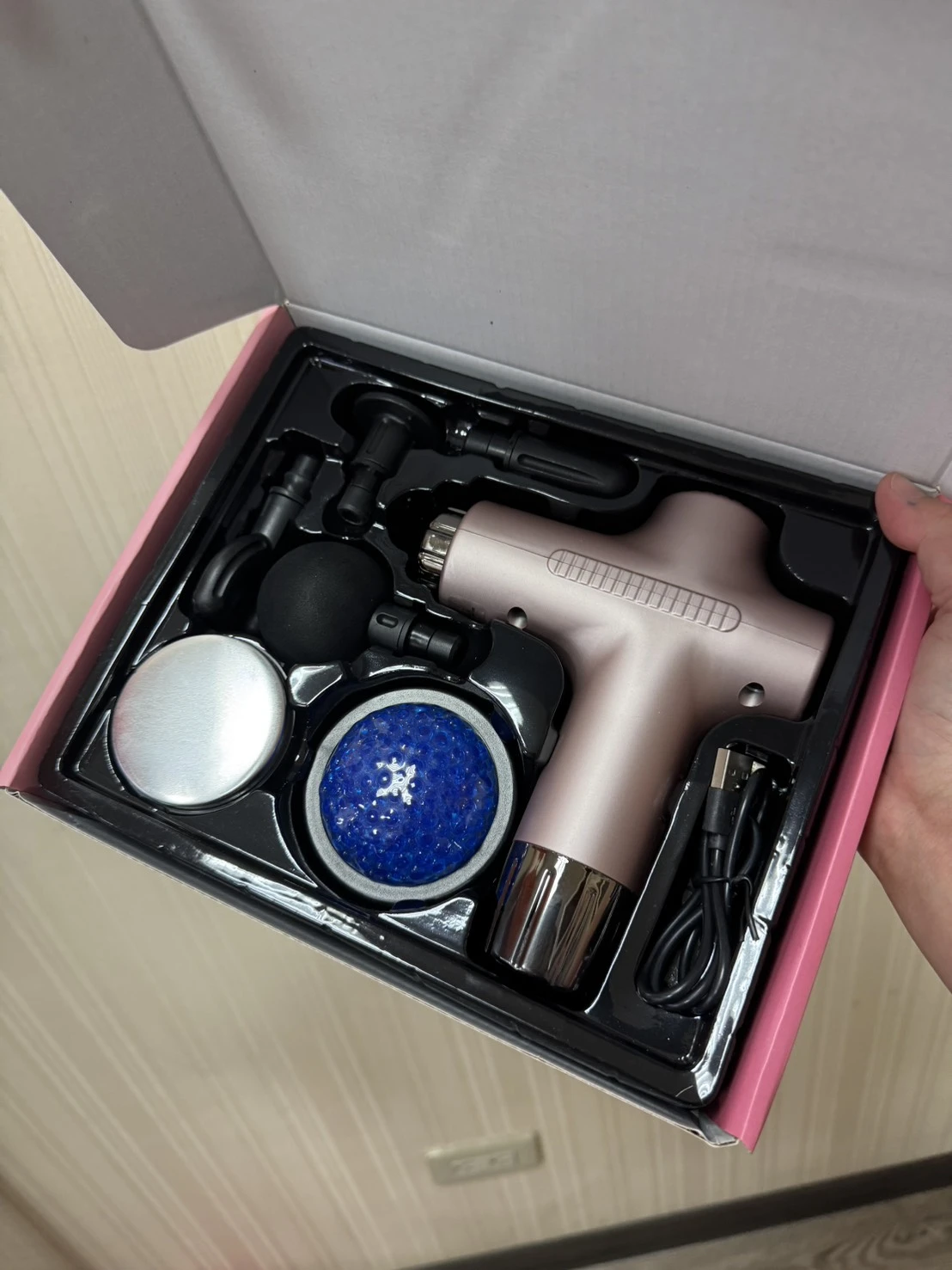 小肚肚熨斗筋膜槍【6種按摩配件頭】