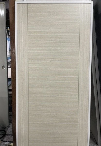 中部單 波音系列  塑鋼門 廁所門 浴室門 胡桃 鐵刀 白壇 71x210cm內