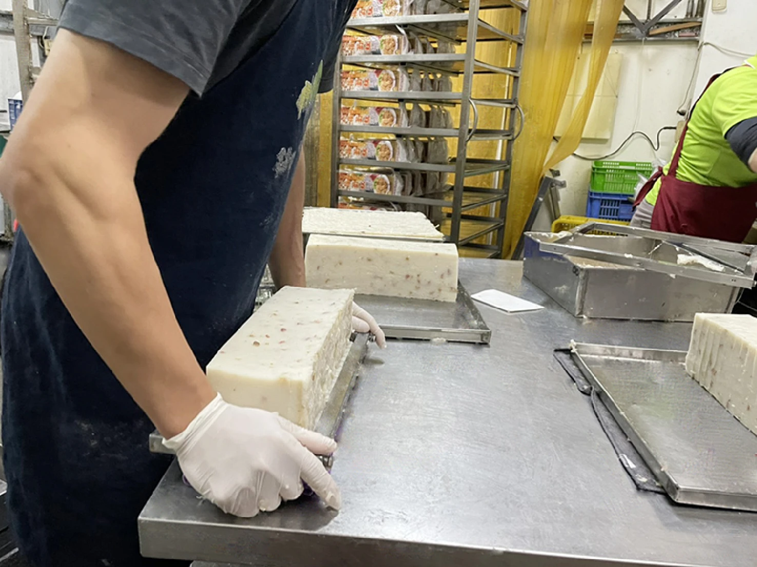 鄉港食品｜蘿蔔糕文創館-純米研磨米漿、無添加防腐劑