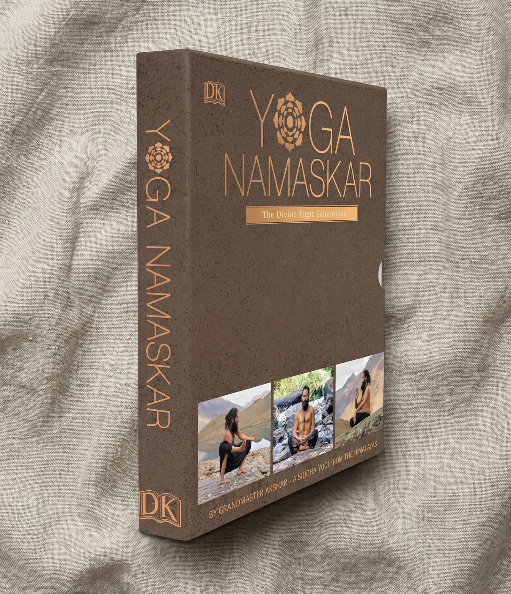 《Yoga Namaskar 神聖瑜珈禮拜》(原文版)
