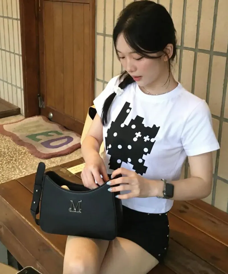 現貨 MUCENT Terin 金屬Logo真皮單肩包