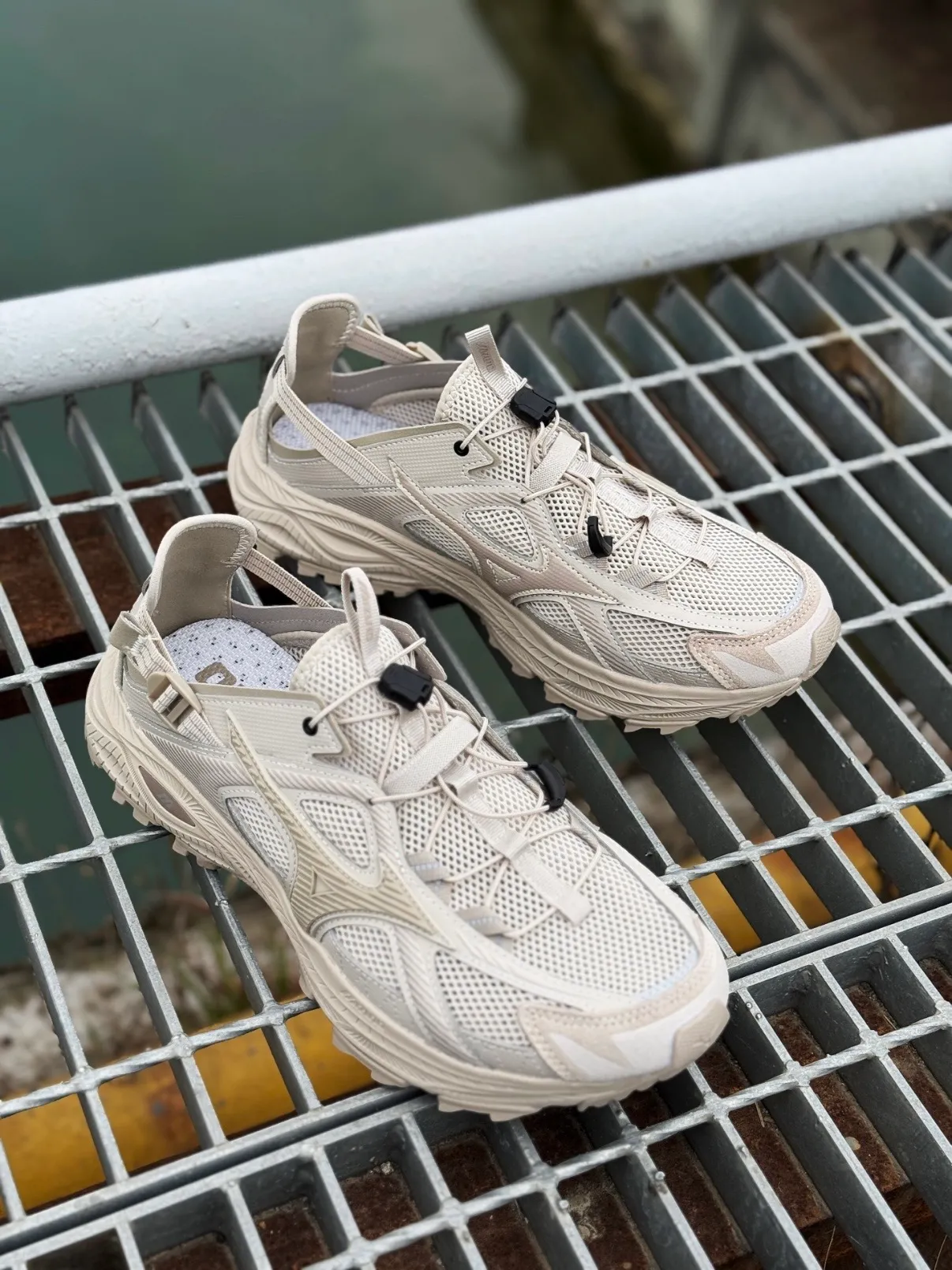 Mizuno Racer Trail SE 涼鞋 羽毛灰 奶茶 大地棕 山系 機能 速乾鞋 D1GH241905