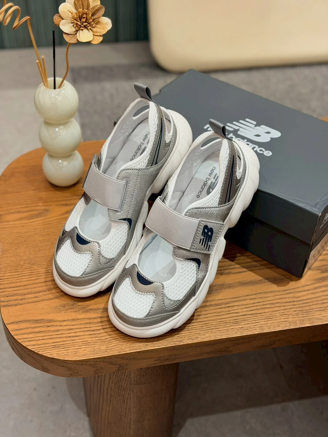 NEW BALANCE 230 Hook and Loop 銀白 瑪莉珍涼鞋 大童鞋 G2306PI