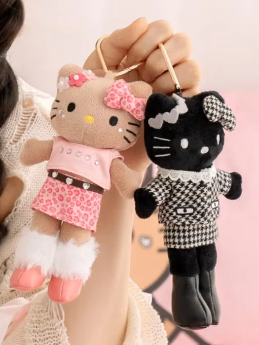 ✨最後現貨！✨HELLO KITTY 長腿KITTY 限量15cm絨毛吊飾 7-11限定