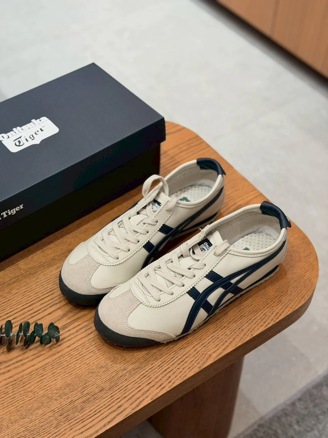 Onitsuka Tiger MEXICO 66 藏青 米白 經典皮革 復古休閒鞋 薄底 男女鞋 1183C102-200