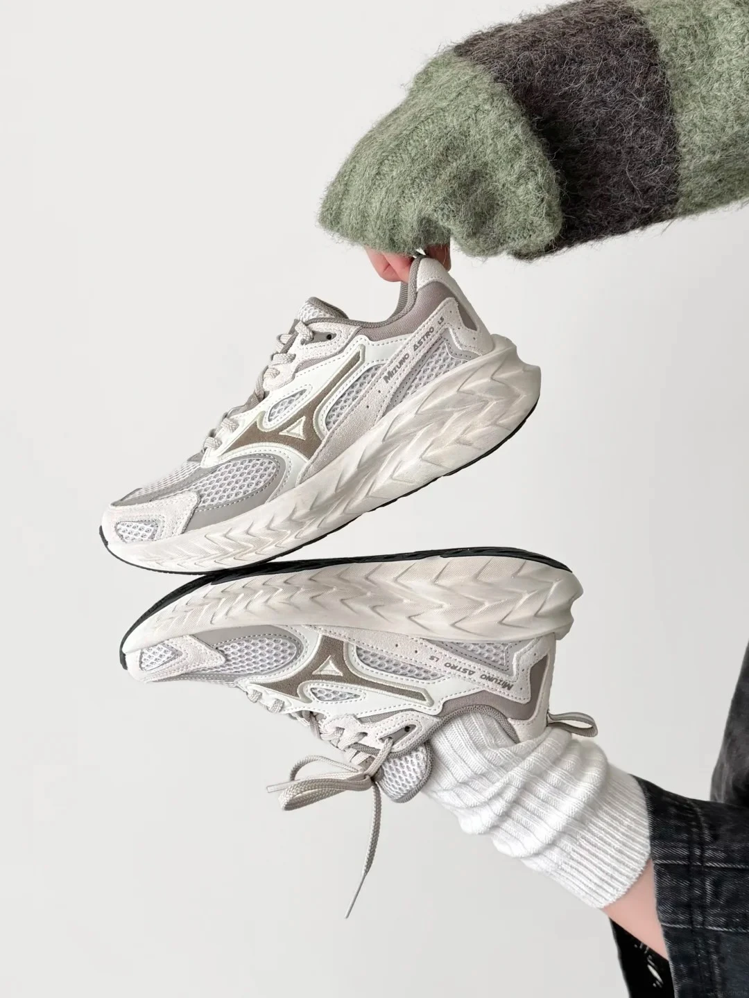 MIZUNO ASTRO LS 冷灰 灰褐 燕麥灰 復古 增高 厚底 男女鞋 D1GH252109
