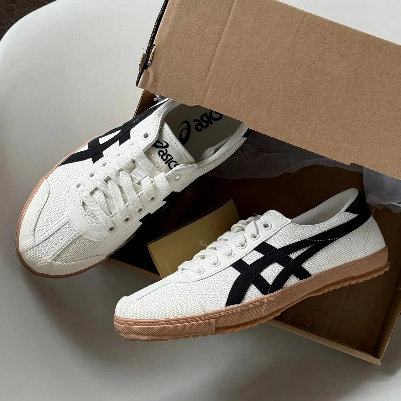 ASICS TSG-110 奶油白黑 亞麻 編織帆布 焦糖底 1203A516-100