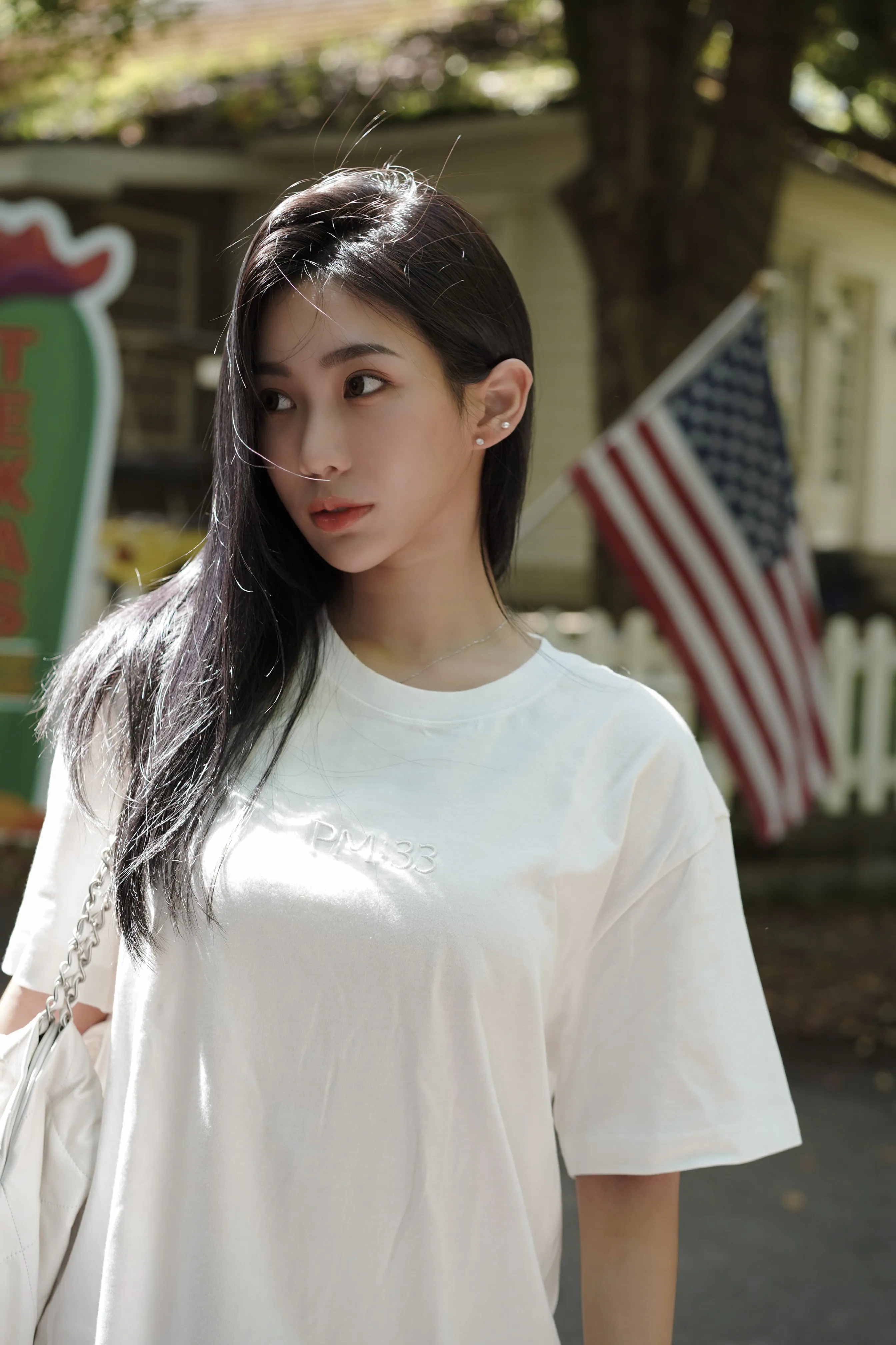 品牌刺繡Ｔshirt