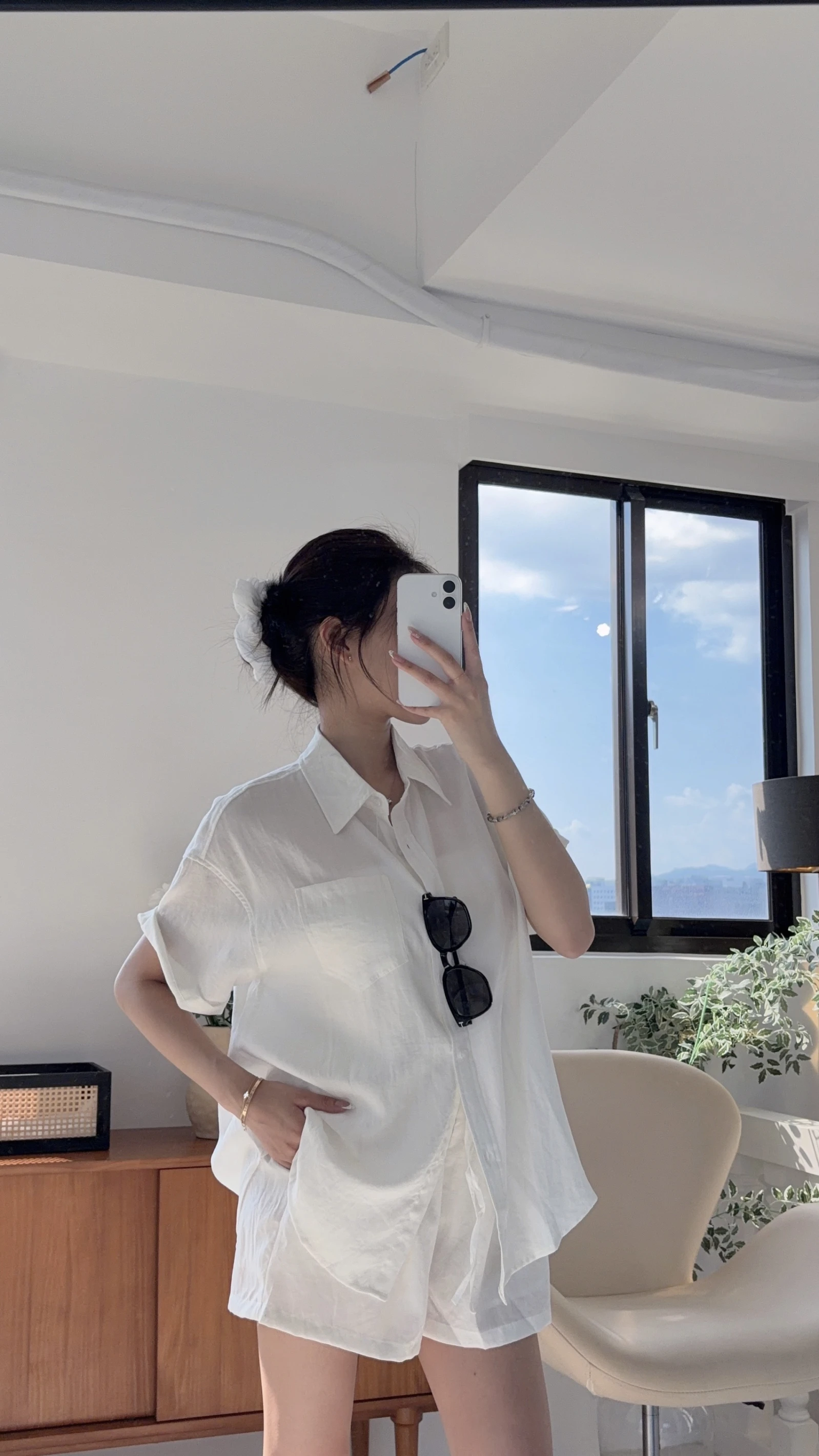 夏日必備｜極簡質感襯衫短褲套裝