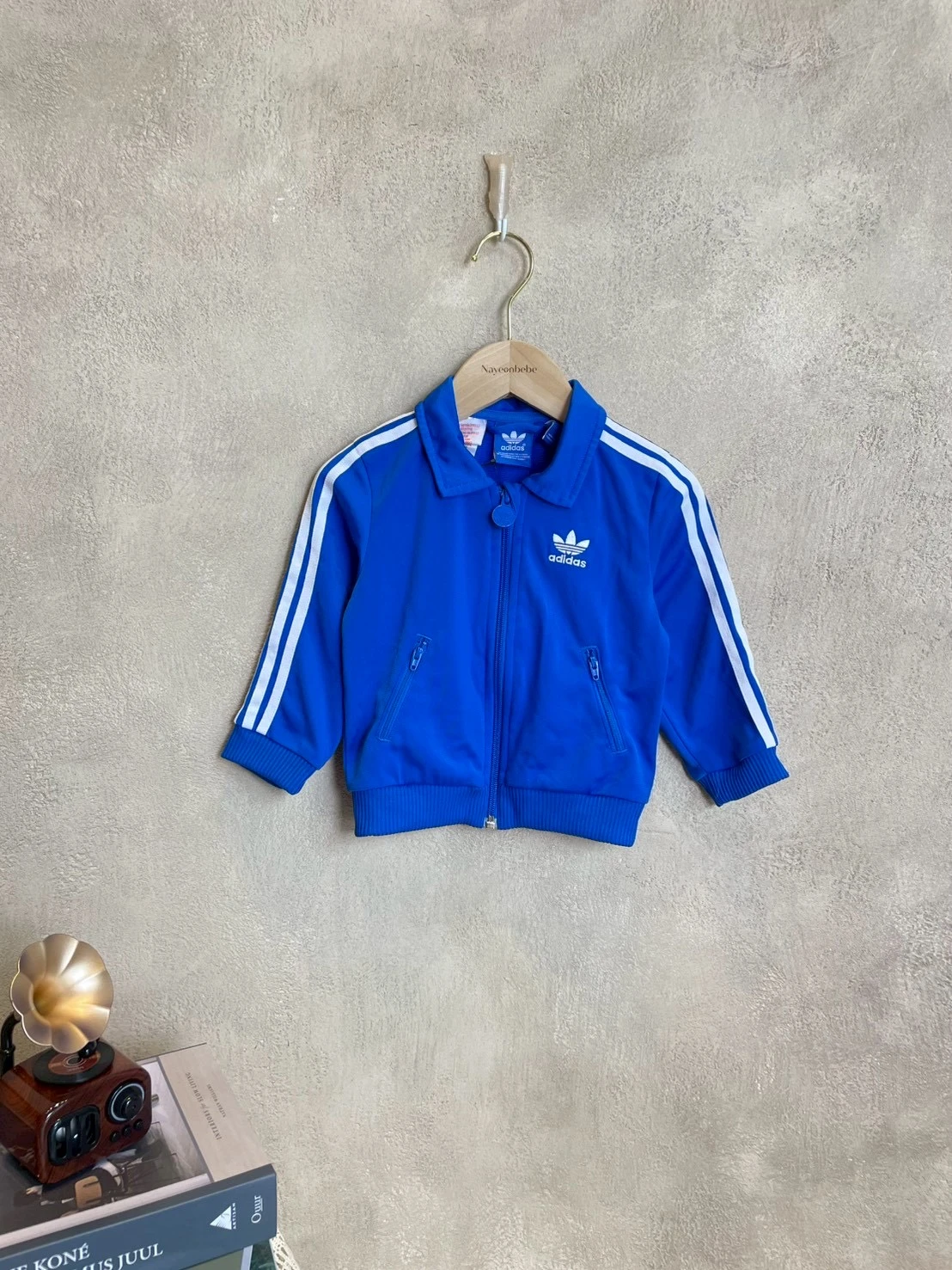 Adidas運動外套