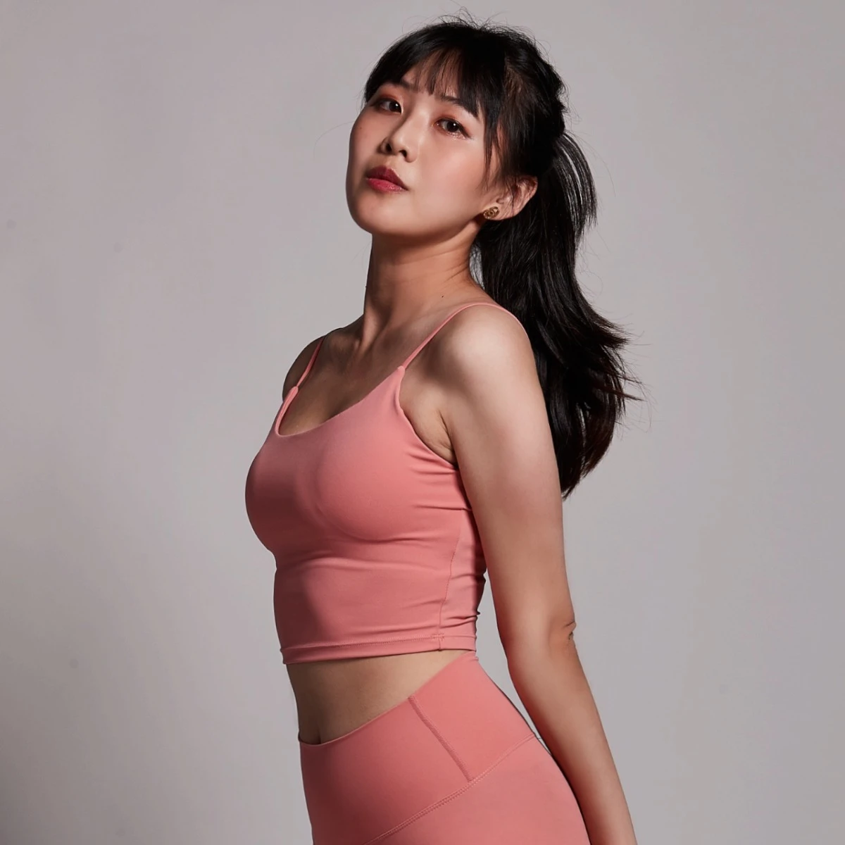 細肩美背背心集中包覆美胸無鋼圈運動內衣-粉色