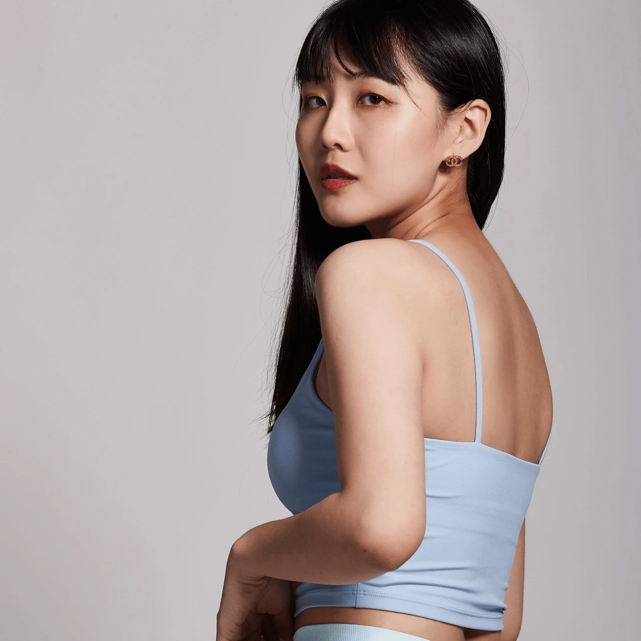 細肩美背背心集中包覆美胸無鋼圈運動內衣-淺藍