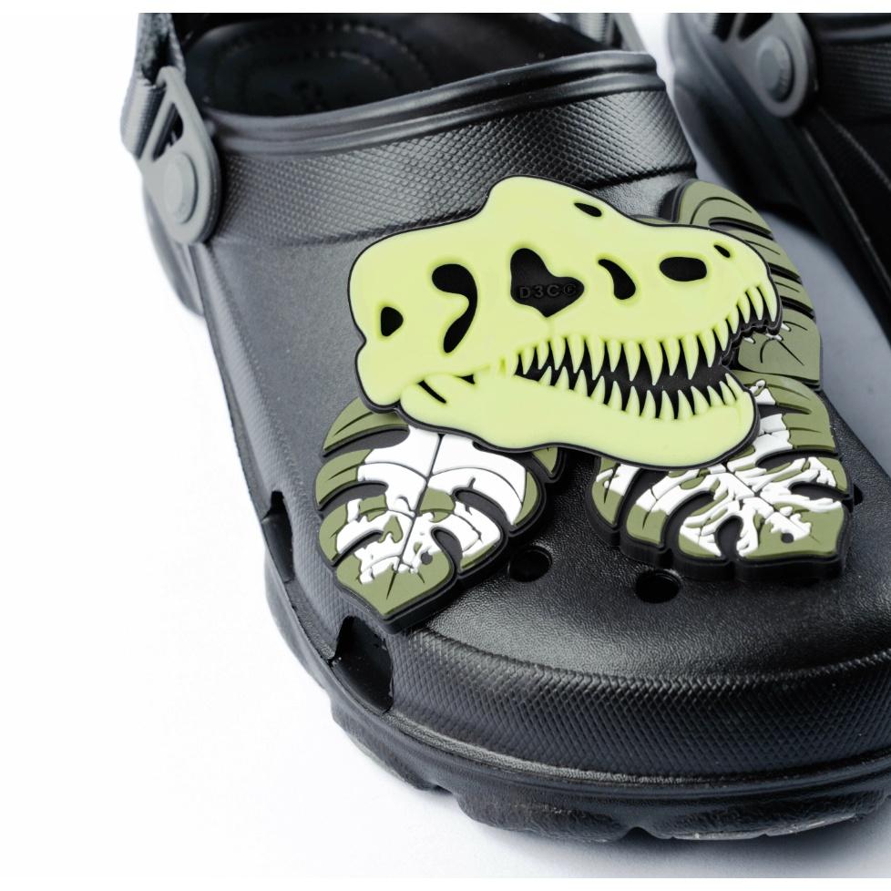 HAKKEI 白景 暴龍頭骨夜光鞋扣- Crocs 適用 (一組兩入) 洞洞鞋