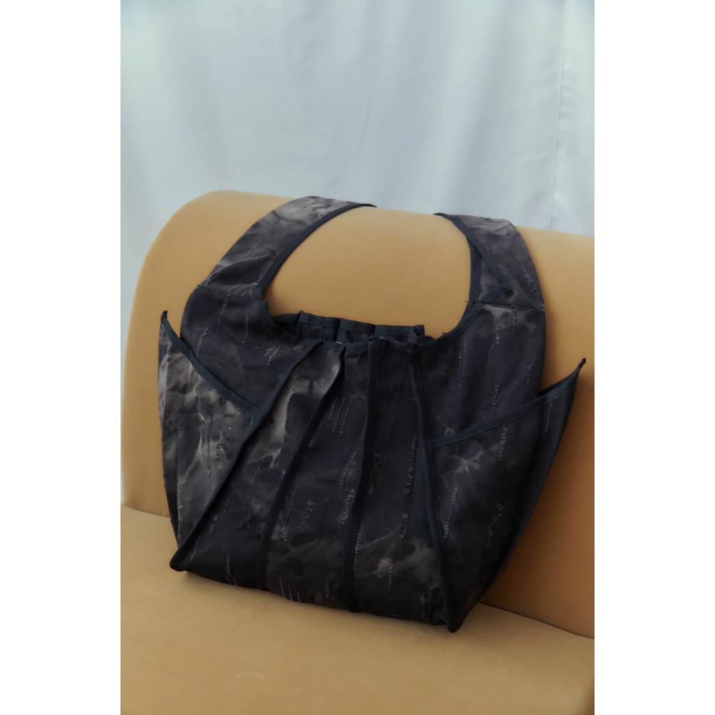 LUMI NOUS LAND Terrway x Textured Shoulder Bag