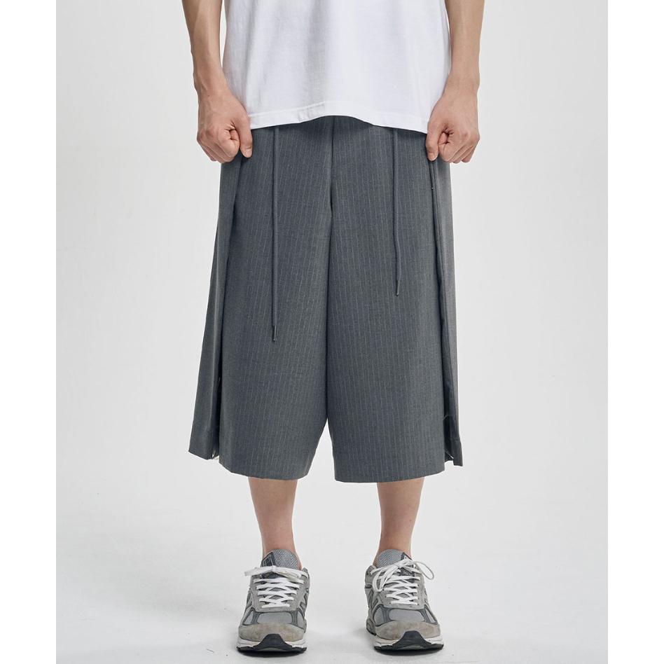 AJO / AJOBYAJO One Tuck Stripe Bermuda Pants