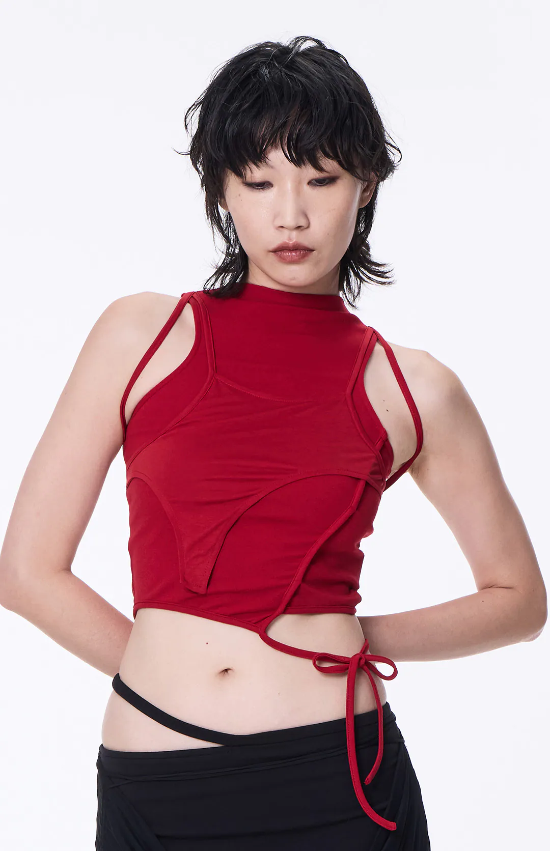 SILVER NINE Double-Layer Sleeveless Top 雙層剪裁無袖上衣