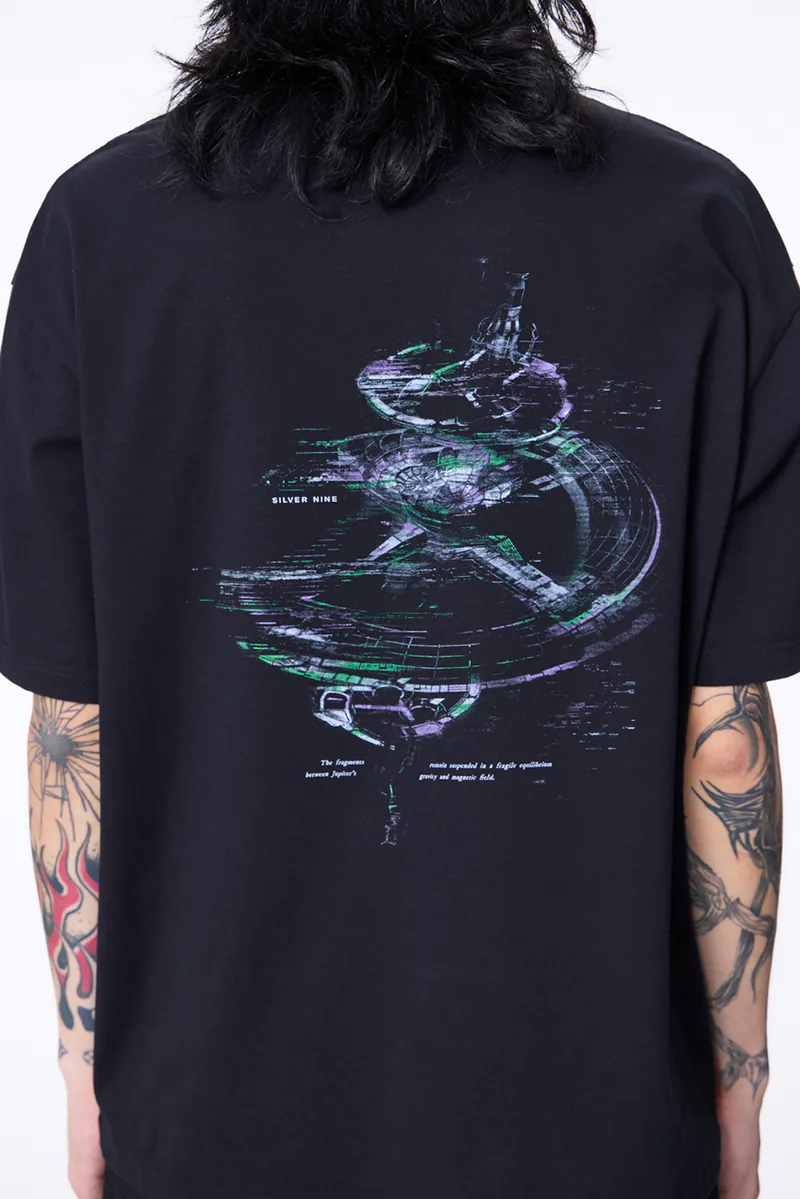 SILVER NINE Space Station Tee / FRAGMENTS-009