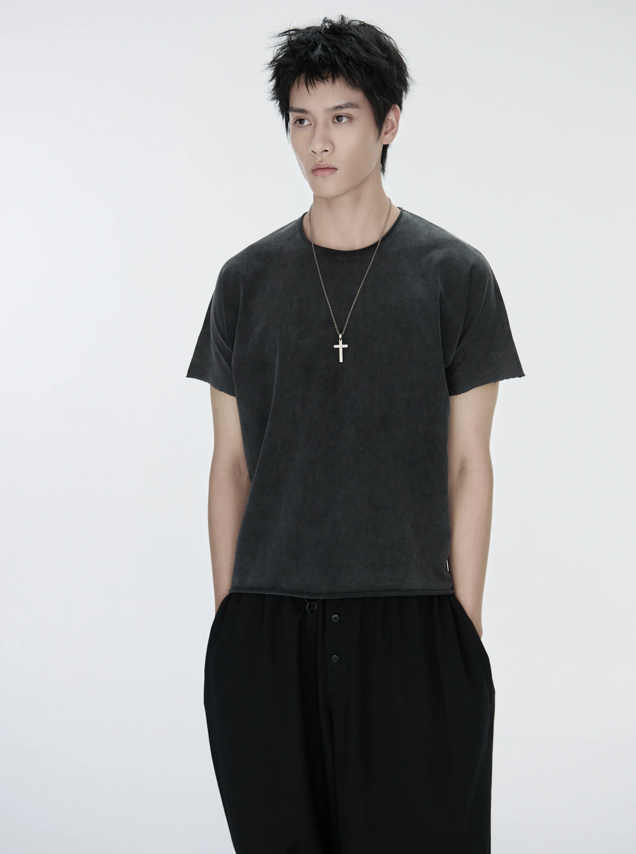 PIP RAW EDGE T-SHIRT