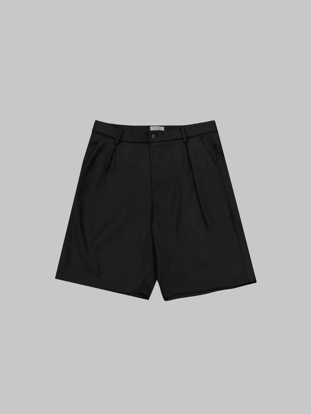 ANONYMOUS TALKING S26-P07 Pleated Shorts