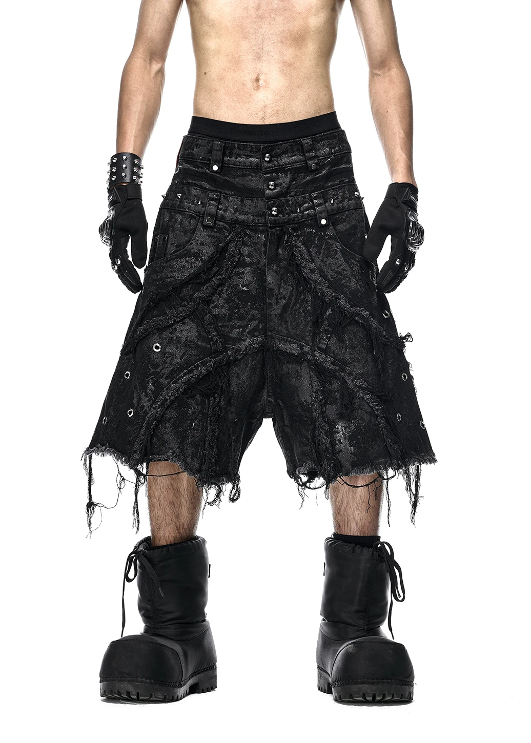 RICH Vamp Black Waxed Short