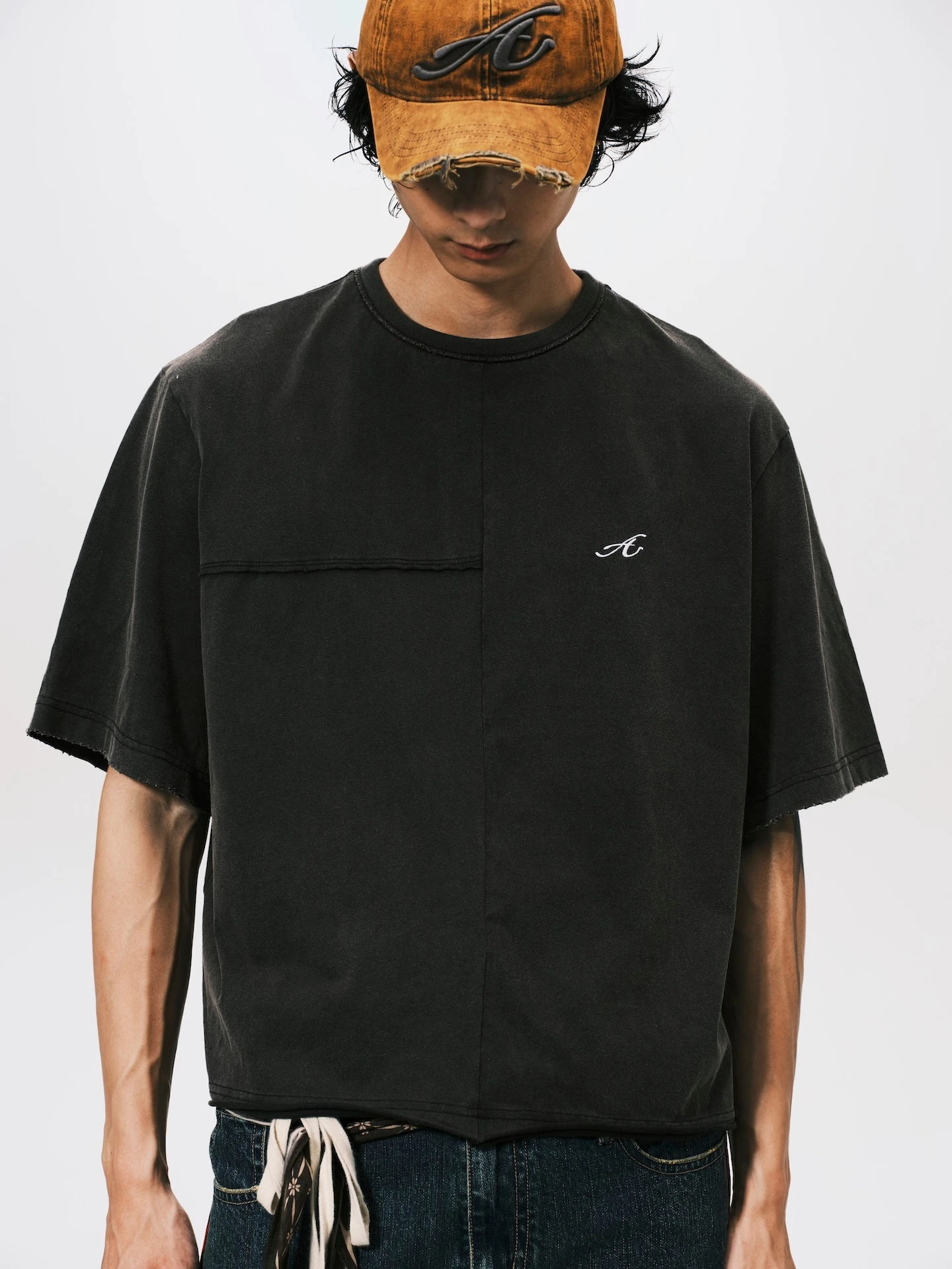 ANOWHEREMAN RECONSTRUCT CROPPED TEE