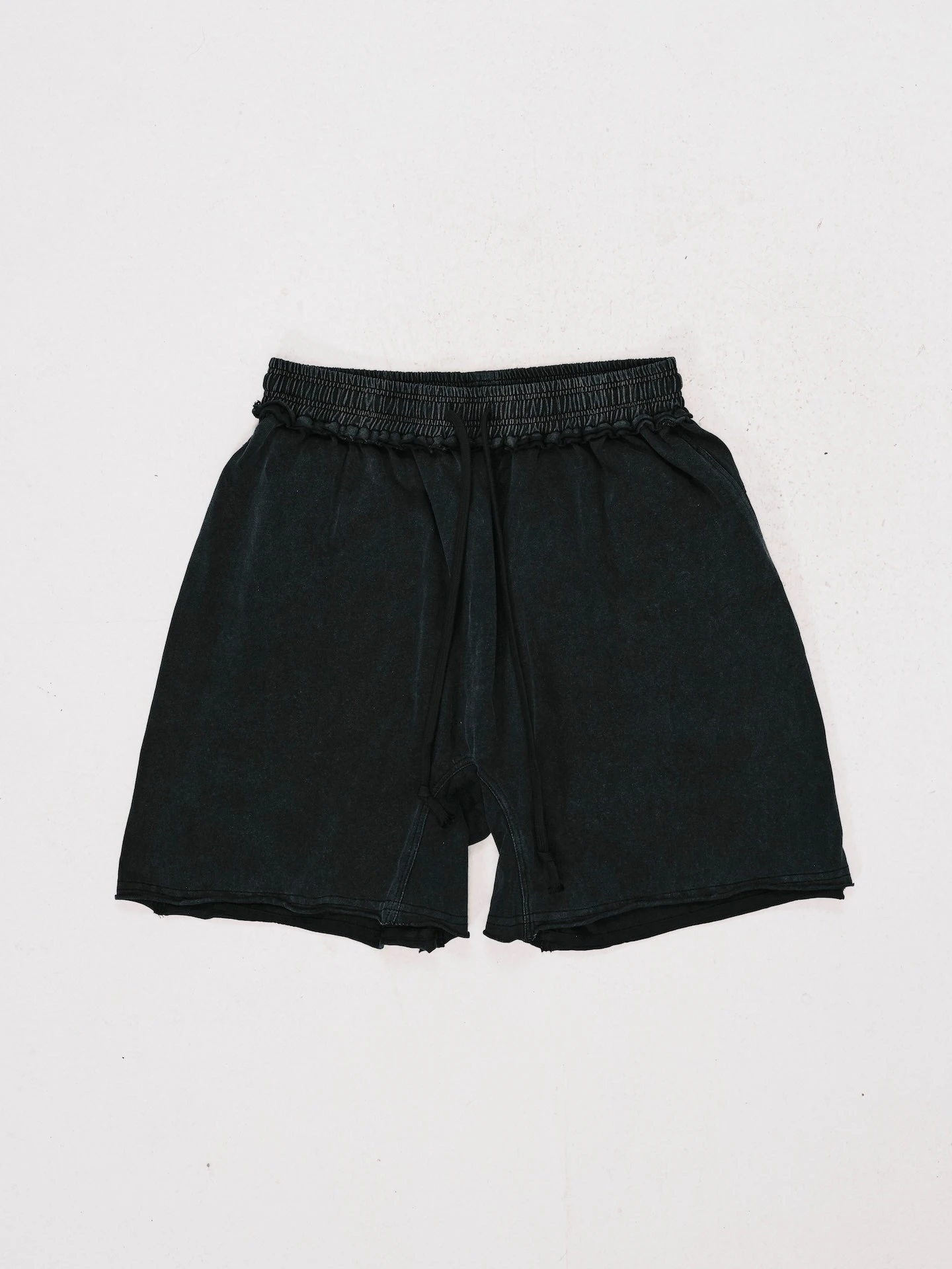 ANOWHEREMAN WASHED SWEAT SHORTS BLACK