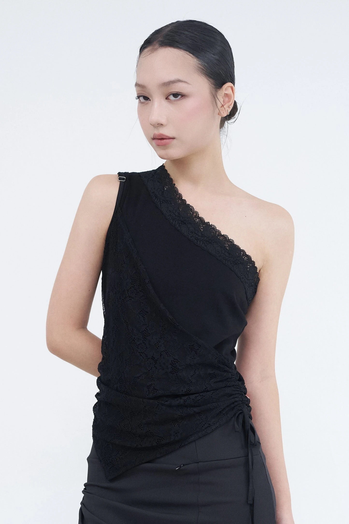 LUMI NOUS LAND KARE Layered Lace Top