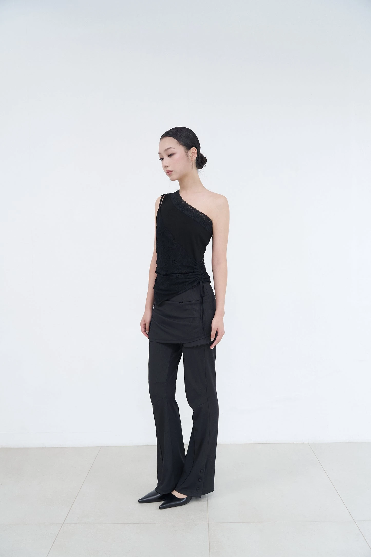 LUMI NOUS LAND KARE Layered Lace Top