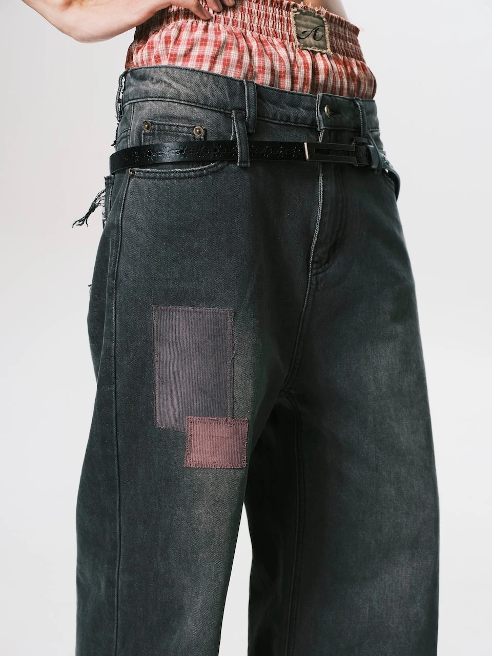 ANOWHEREMAN PATCHWORK RELAXED JEANS