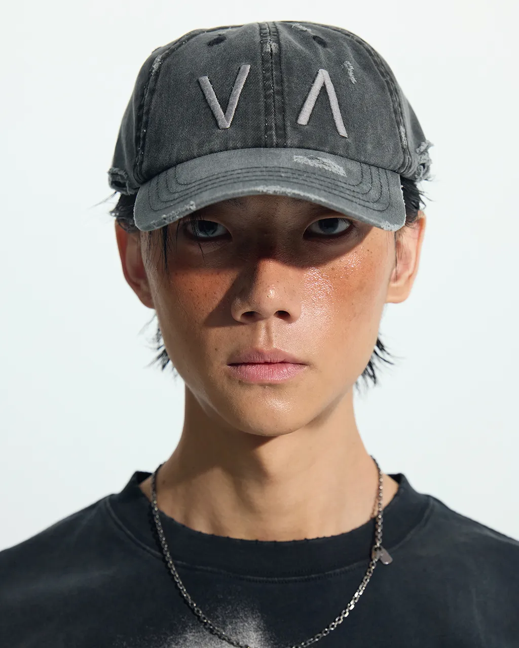 VACANT ES0201 Enzyme Wash Distressed Cap