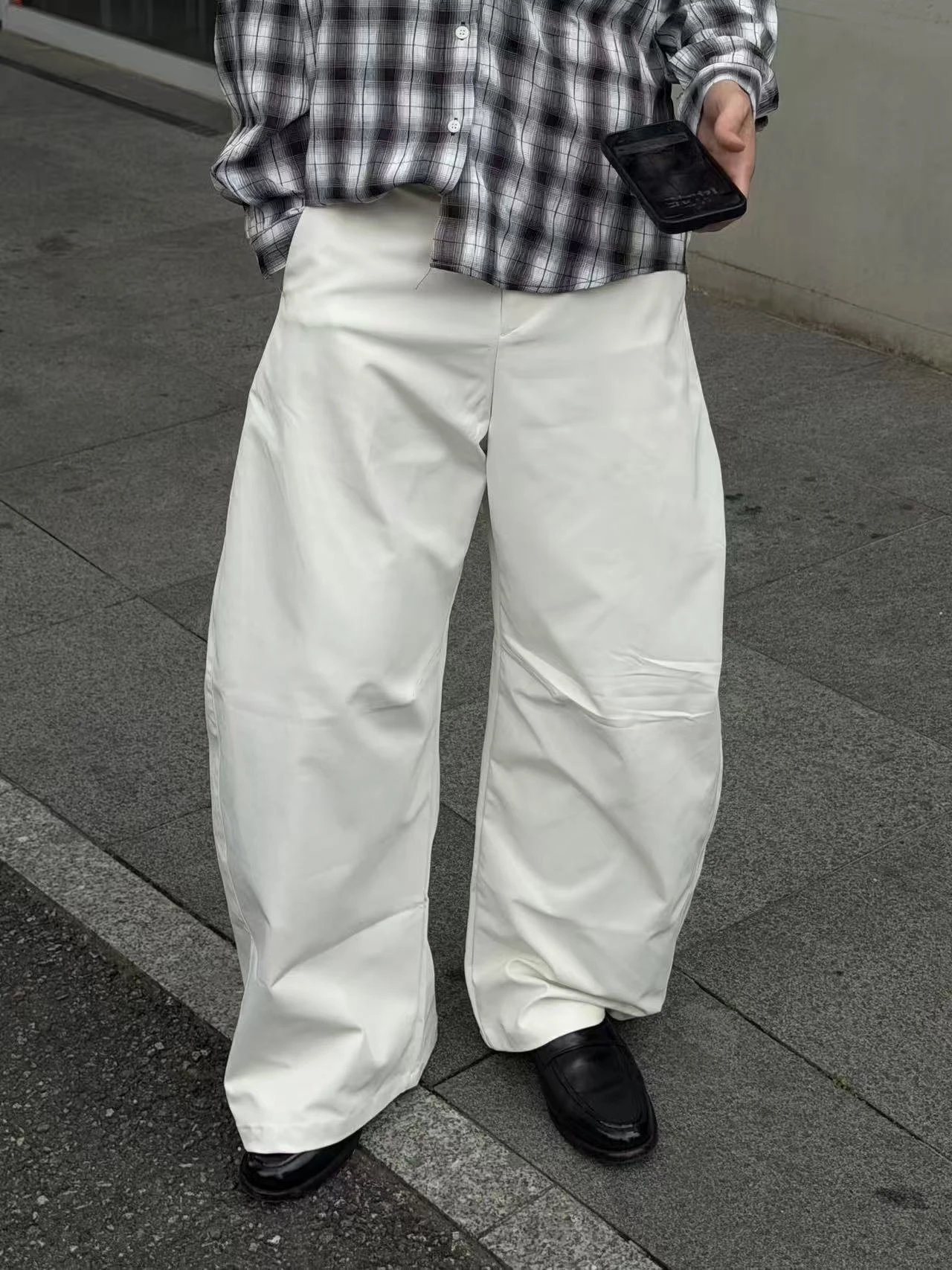 夏日白色彎刀褲