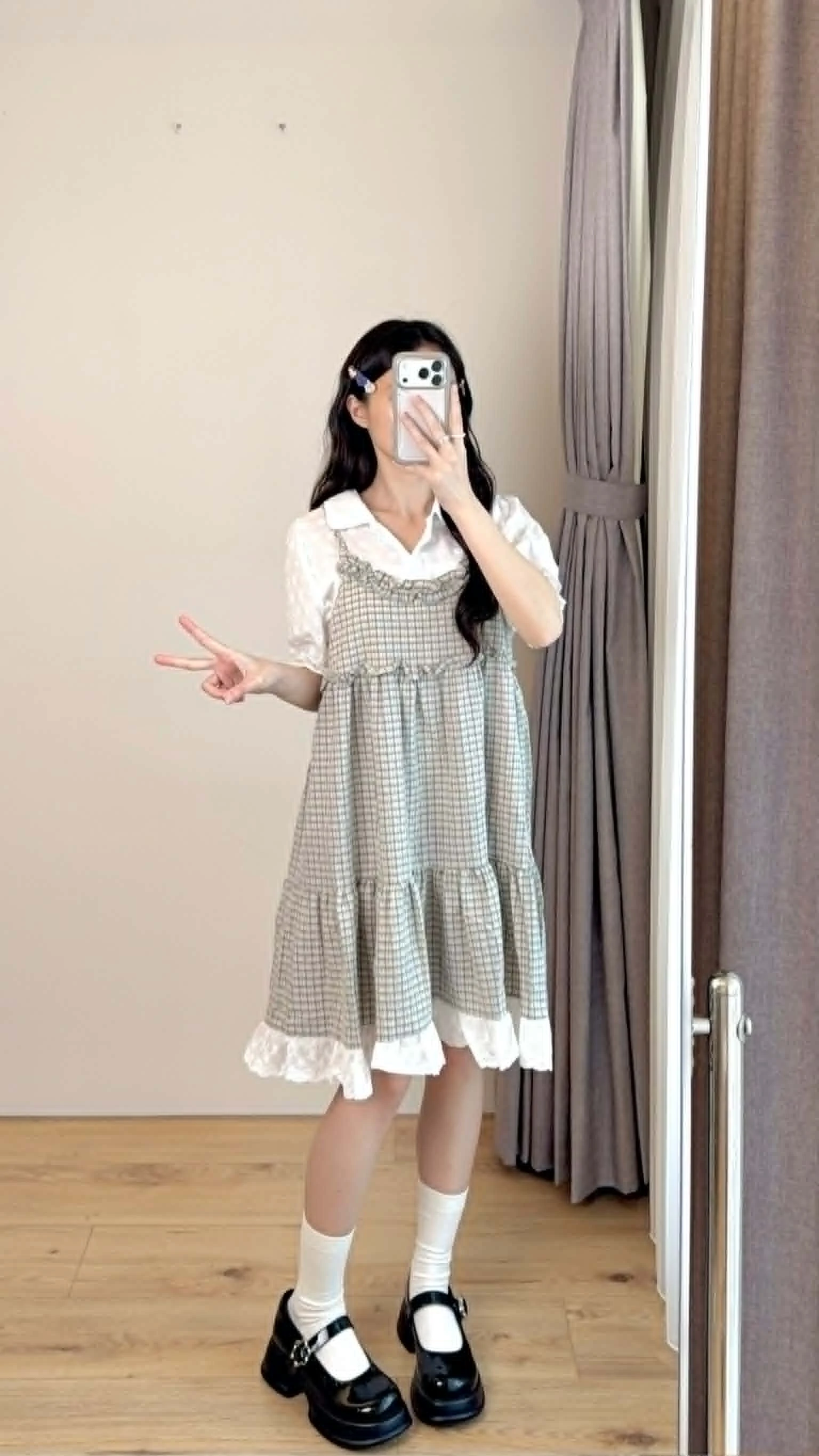 格子細肩花邊短洋 日系甜美格紋洋裝、春夏細肩帶洋裝推薦 Gwen Selection 日系韓系女裝｜Gwen_selection氣質穿搭選品