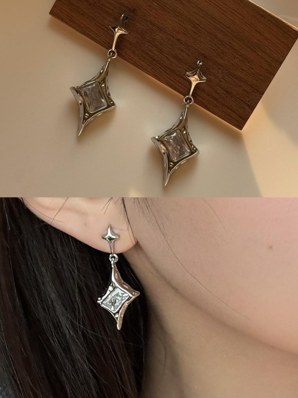 星芒吊墜耳環