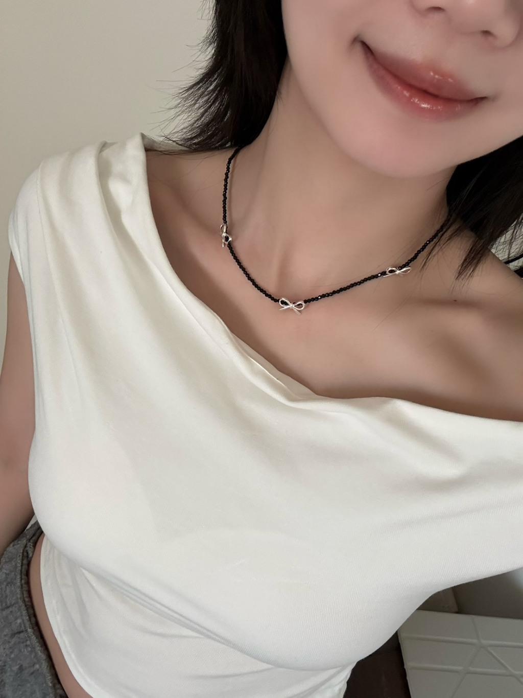 小黑串珠蝴蝶結項鍊