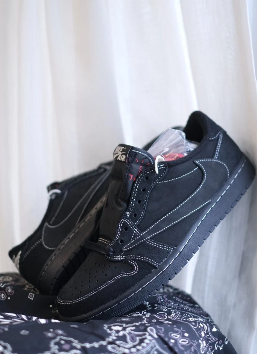 Travis Scott x Air Jordan 1 Low OG 倒勾 黑武士 /DM7866-001