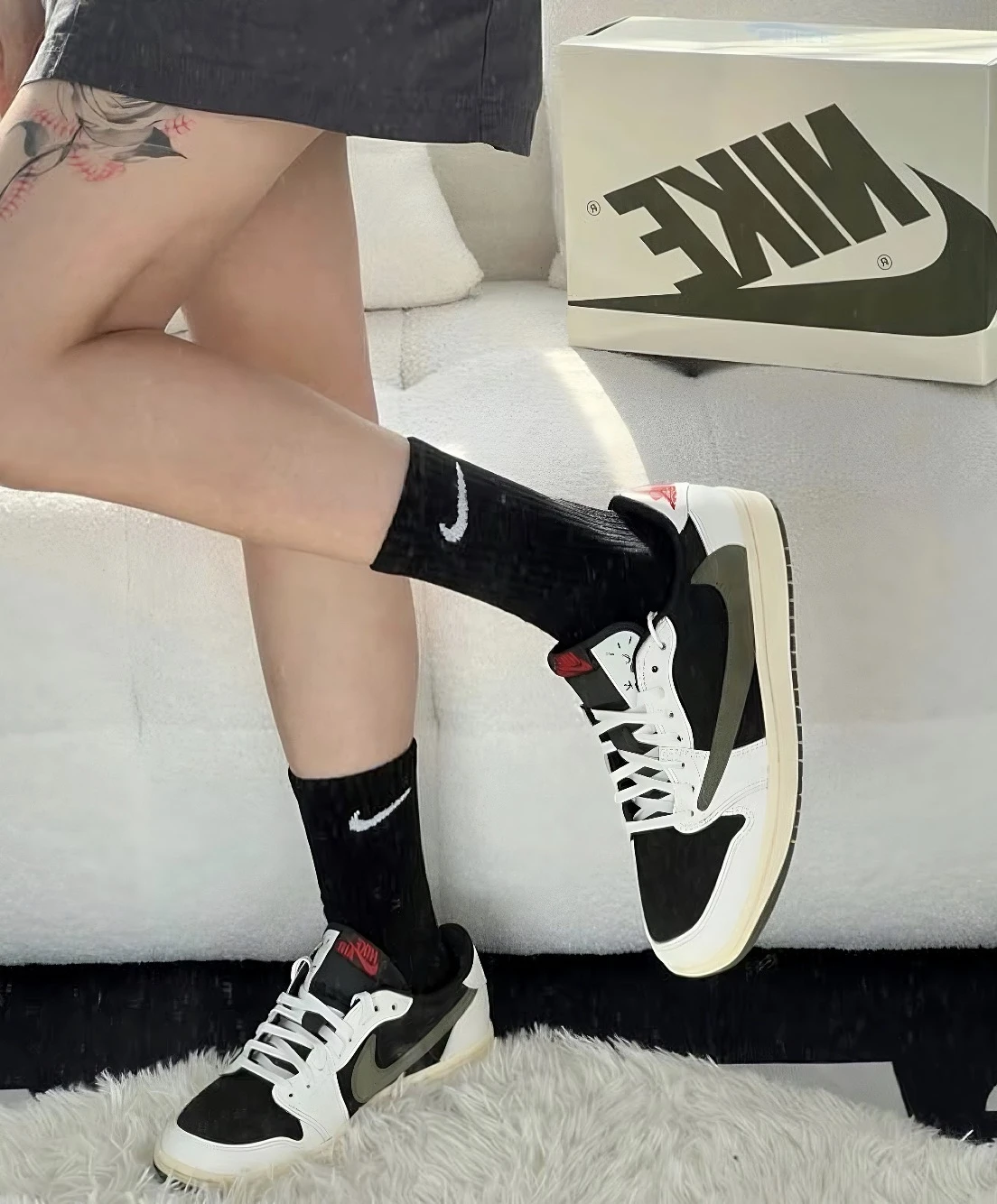Travis Scott x Air Jordan 1 Low OG 橄欖綠/DZ4137-106