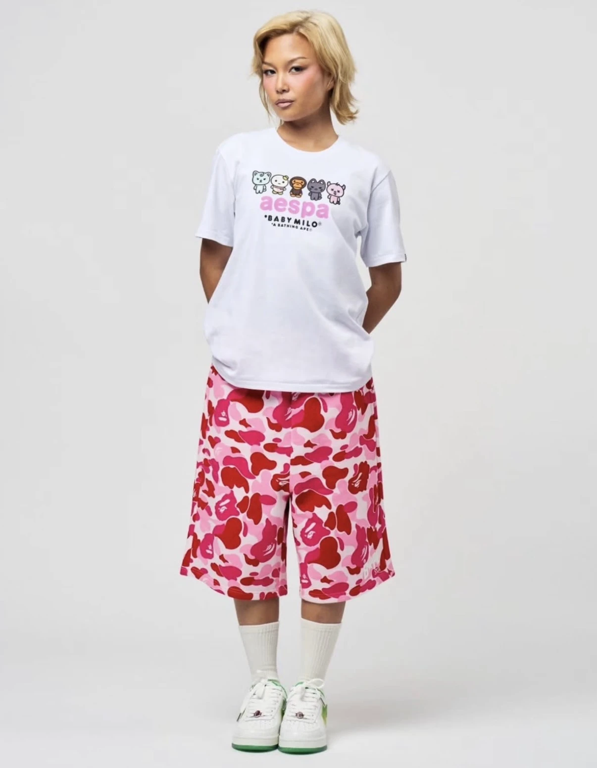 BAPE x aespa 聯名FW26短袖上衣/2M73-110-909