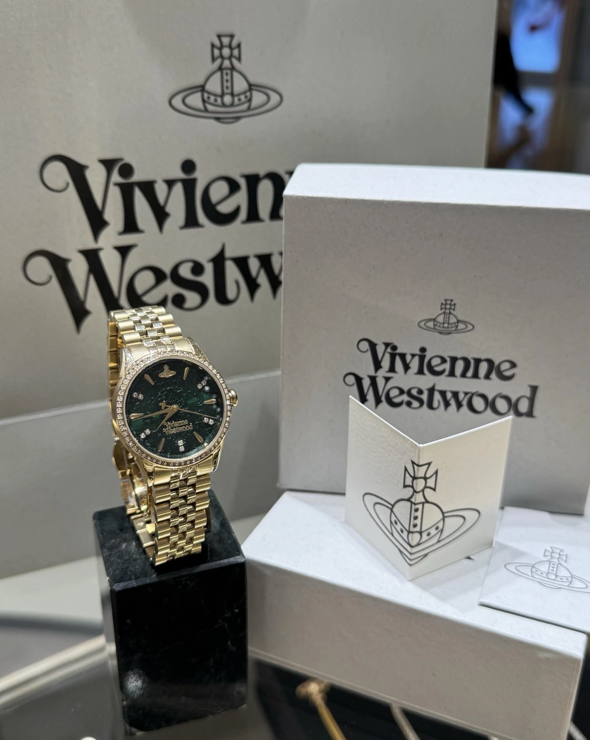 Vivienne Westood 西太后  手錶 32mm 腕錶 石英機芯 精鋼錶帶 綠色錶盤 女錶 /DWVV327GRGD