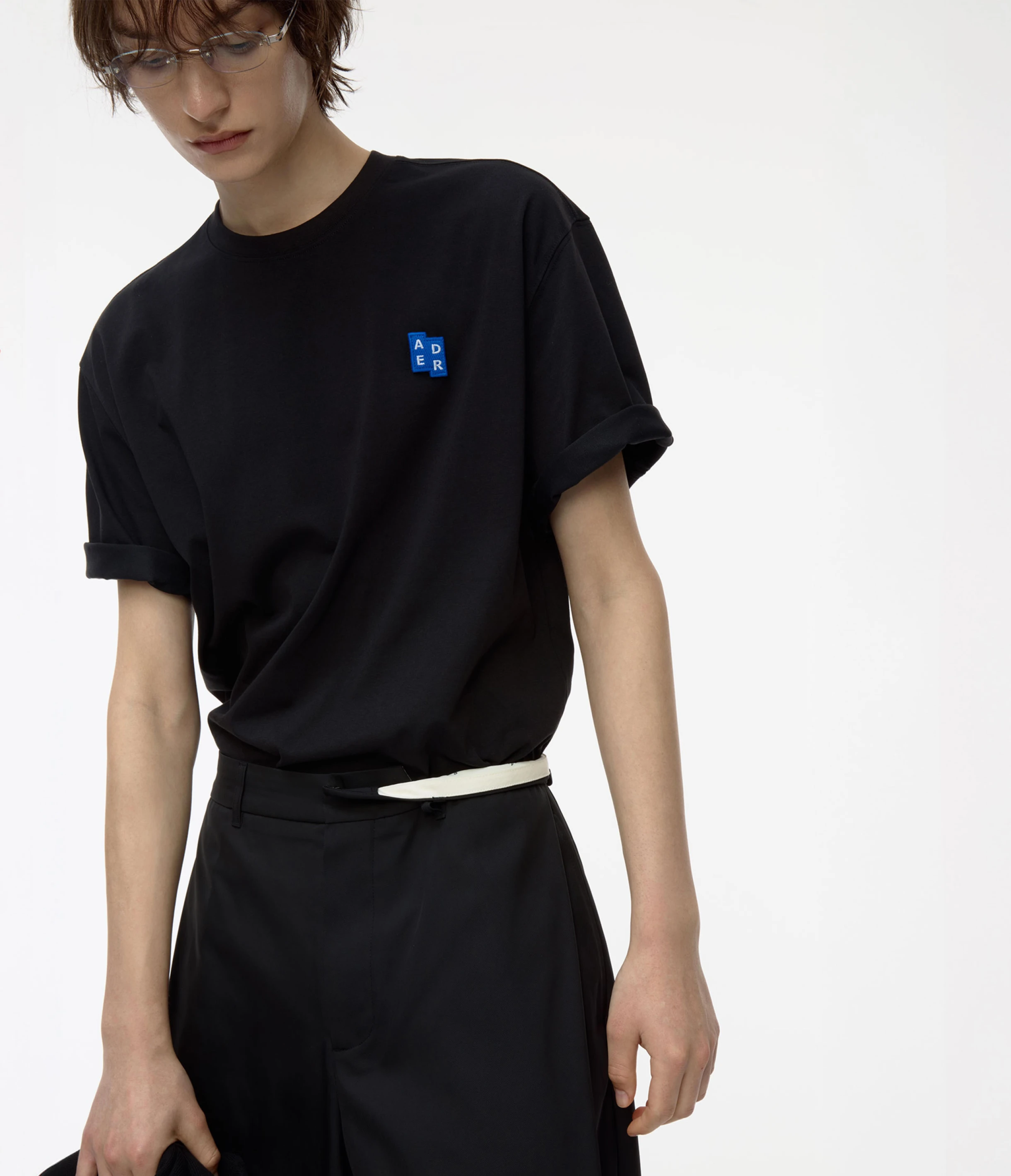 ADER ERROR Sig; BL Tag t-shirt 01 黑色短袖上衣 經典藍標