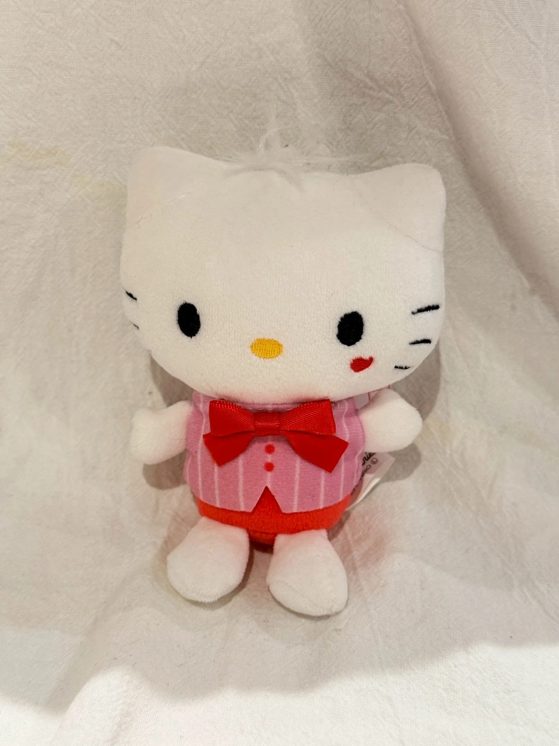 KITTY丹尼爾情人節紅格吊飾