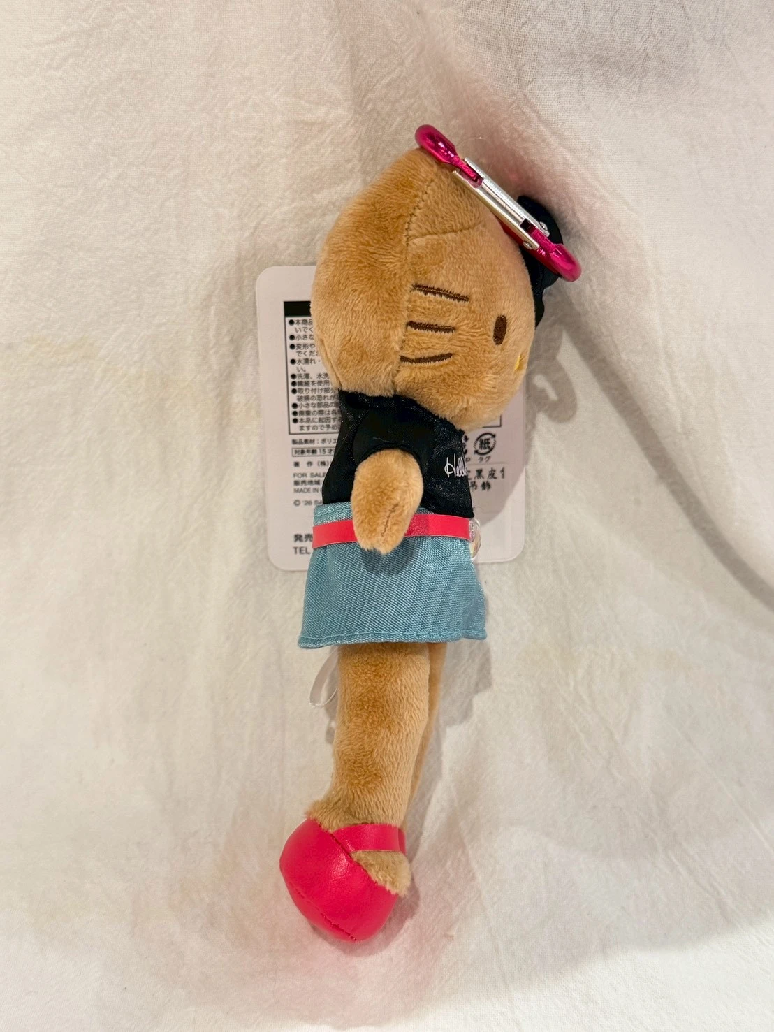 驚安日本限定黑皮愛心長腿kitty吊飾