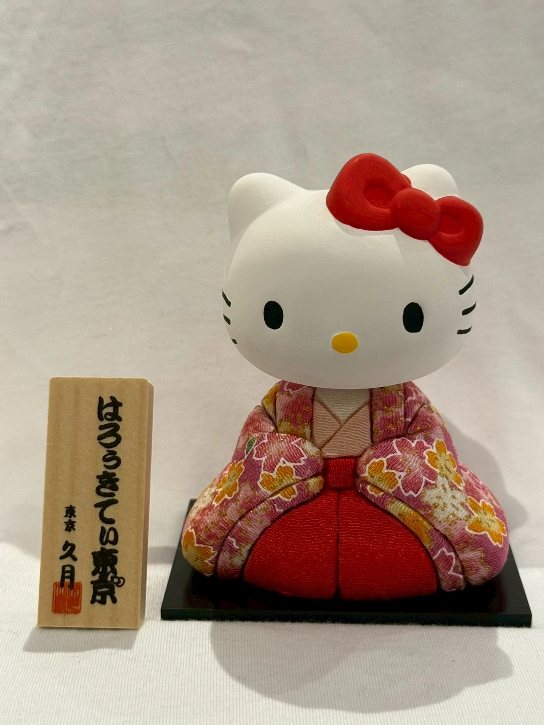 日本限定和服kitty擺飾(桃櫻)