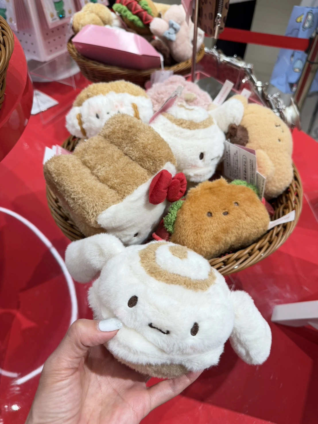 sanrio house限定大耳狗肉桂捲麵包娃娃
