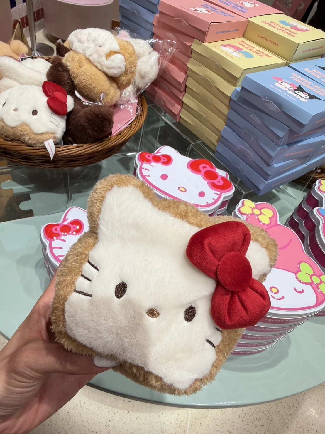 sanrio house限定kitty吐司麵包娃娃