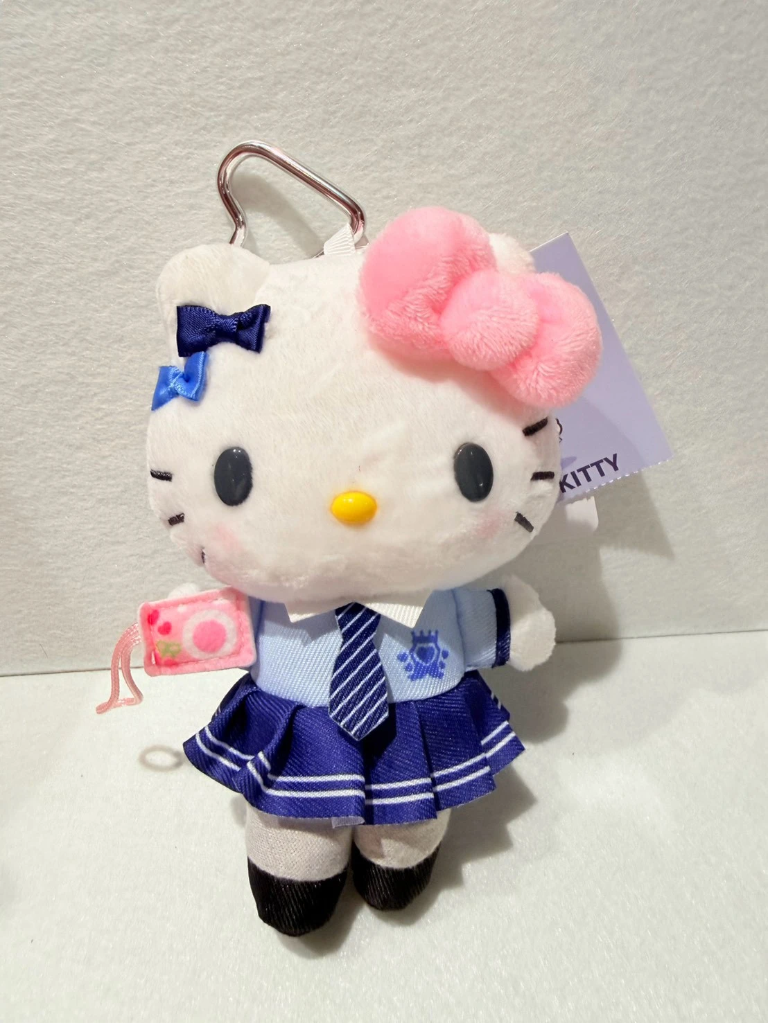 kitty平成制服女學生吊飾