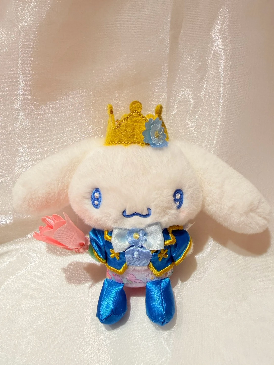 大耳狗皇冠限定特展吊飾