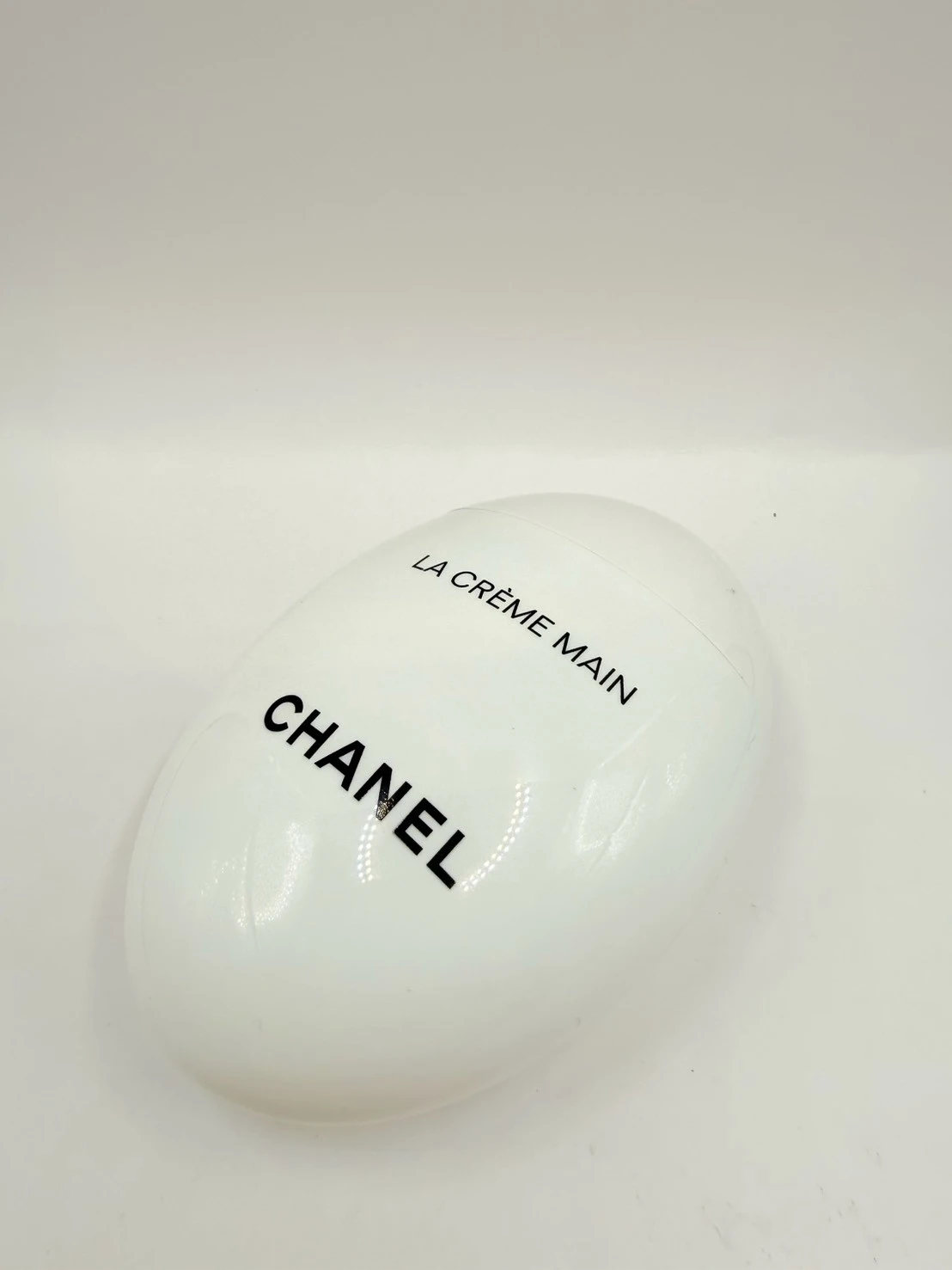 CHANEL經典蛋形保濕護手霜