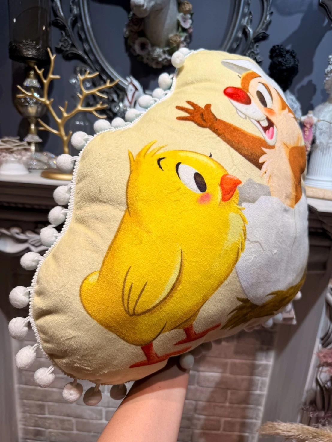 STORE奇蒂家族可愛毛球抱枕