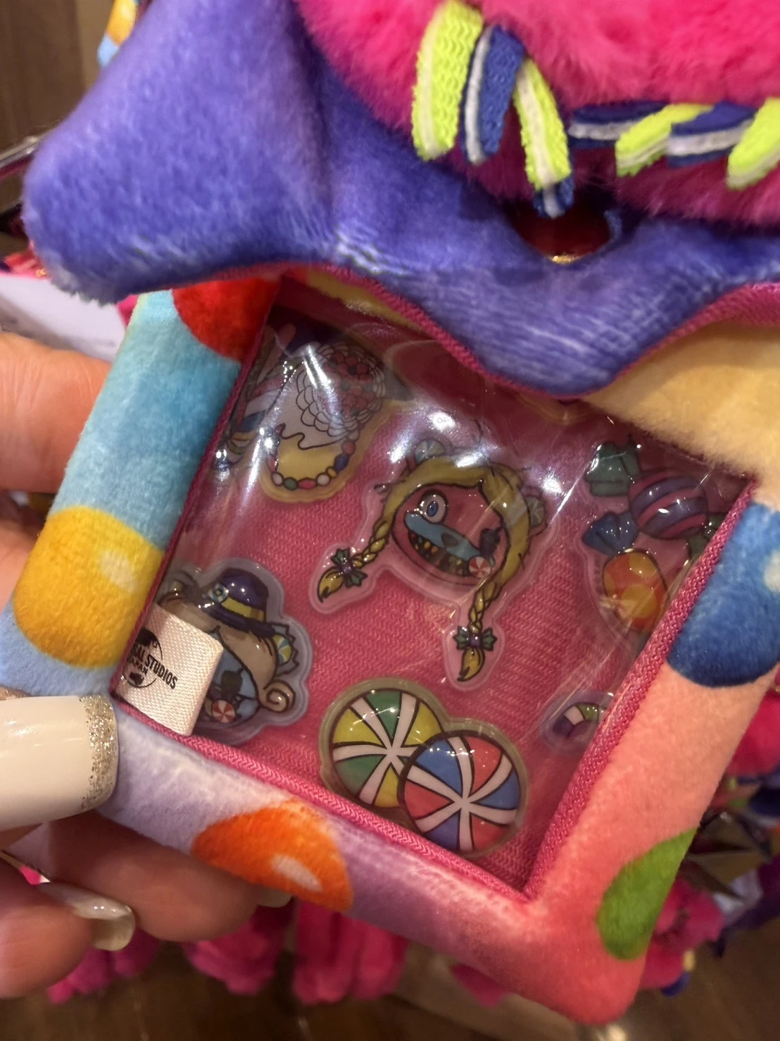 環球2026萬聖殭屍熊candy貼紙包吊飾